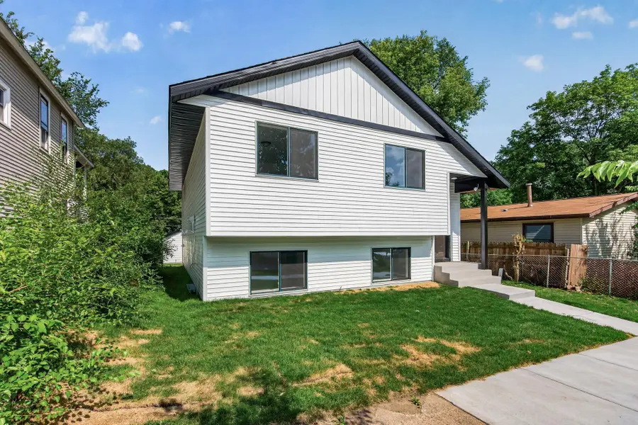 926 Galtier Street, Saint Paul, MN 55117 - #2