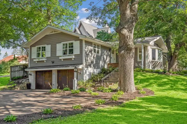 1165 Josephine Road, Roseville, MN 55113
