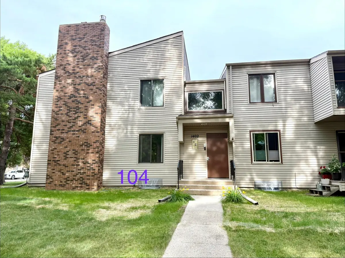 1402 5th Street N #104, Fargo, ND 58102 - #1