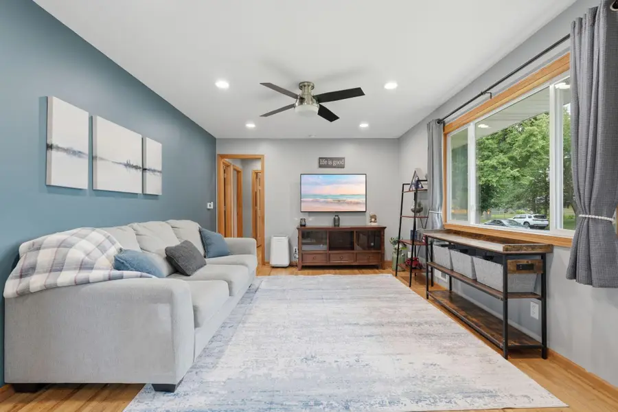 8804 Greenway Avenue S, Cottage Grove, MN 55016 - #3
