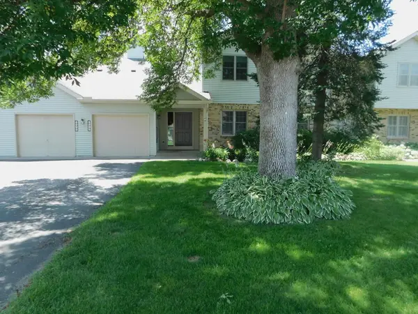 4293 Oakmede Lane #46C, White Bear Lake, MN 55110