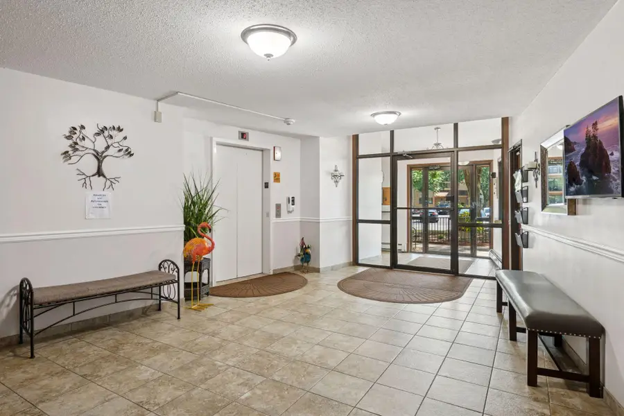 1887 Silver Bell Road #214, Eagan, MN 55122 - #3