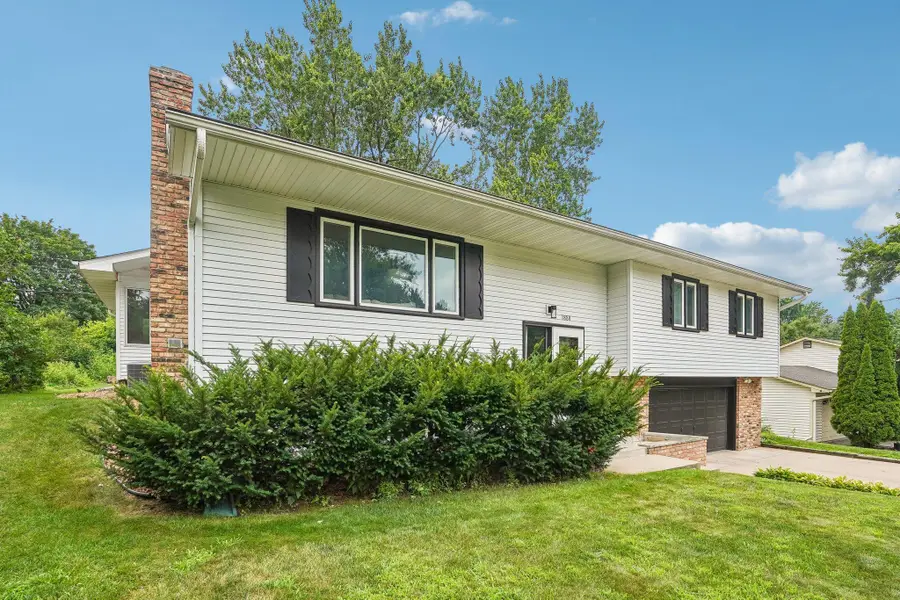 1880 Gold Trail, Eagan, MN 55122 - #2