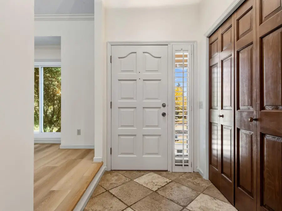 7735 Tanglewood Court, Edina, MN 55439 - #3