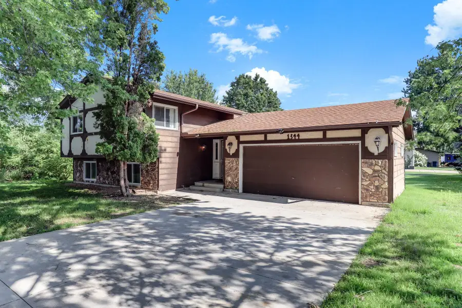 1344 Willow Lake Boulevard, Vadnais Heights, MN 55110 - #2