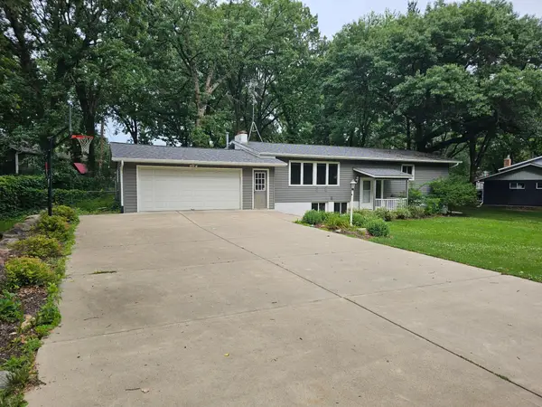 212 8th Avenue N, Sartell, MN 56377