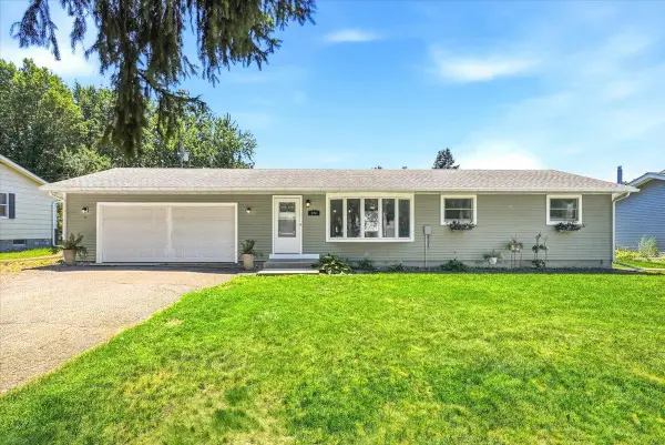 204 W Pine Street, Roberts, WI 54023