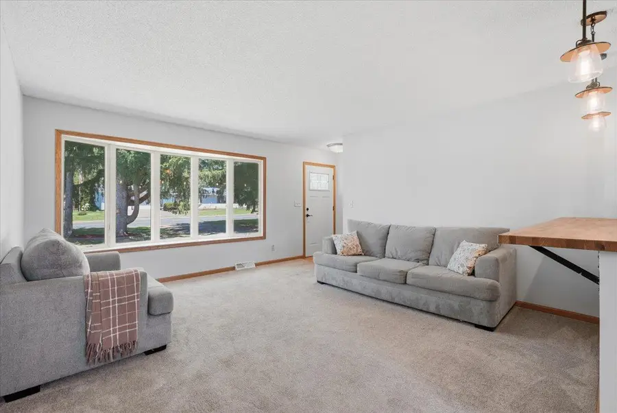 204 W Pine Street, Roberts, WI 54023 - #3