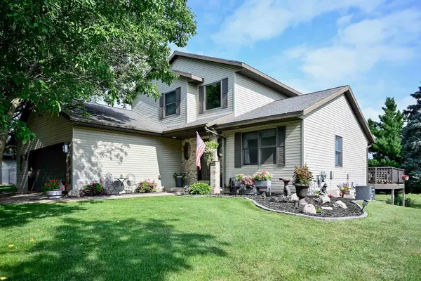 100 Benson Drive, Lewiston, MN 55952