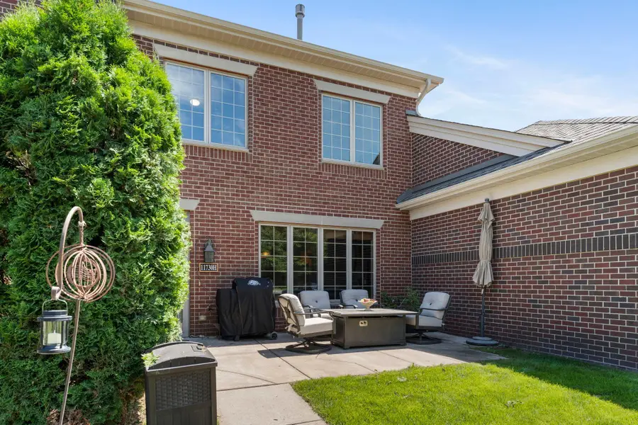 11730 Vermillion Street Ne #H, Blaine, MN 55449 - #2
