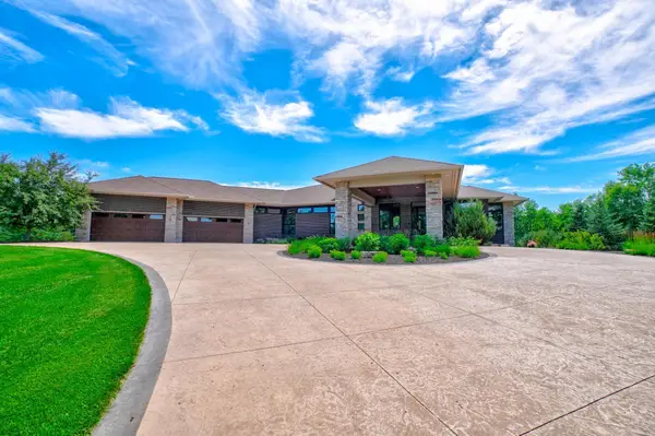 12639 20th Street N, Stillwater, MN 55082