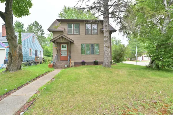 502 NE 4th Avenue, Grand Rapids, MN 55744