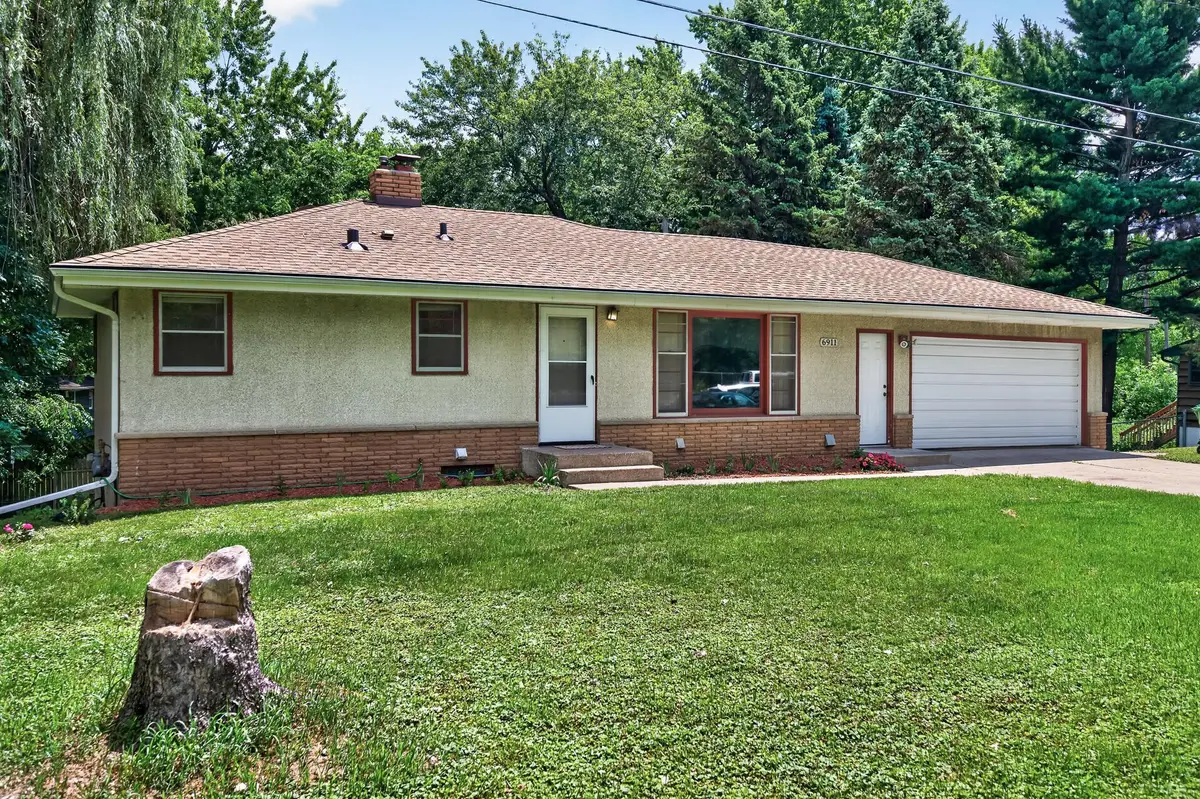 6911 E River Road Ne, Fridley, MN 55432 - #1