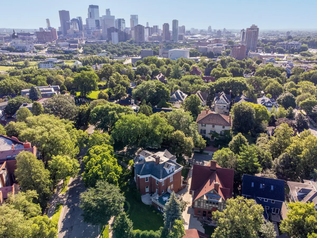 1203 Mount Curve Avenue, Minneapolis, MN 55403 - #1