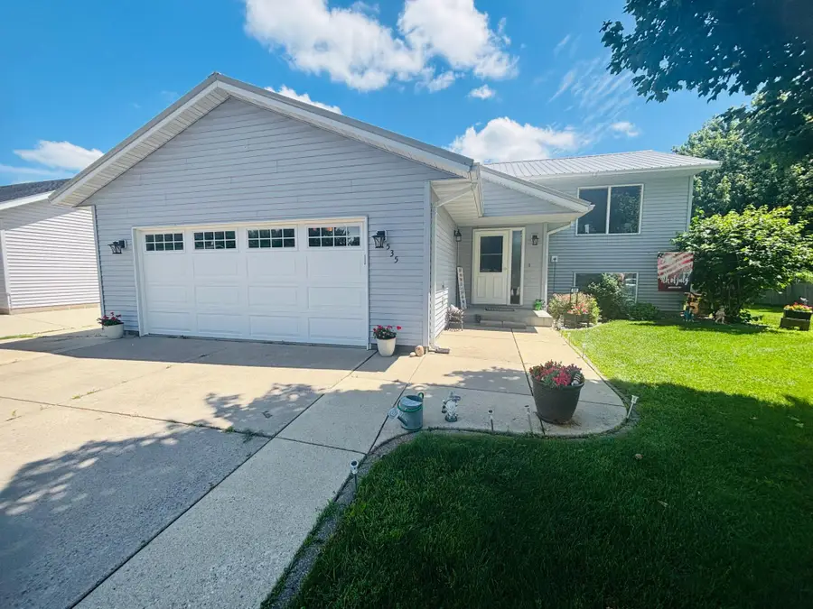 535 Morningside Avenue, Paynesville, MN 56362 - #3