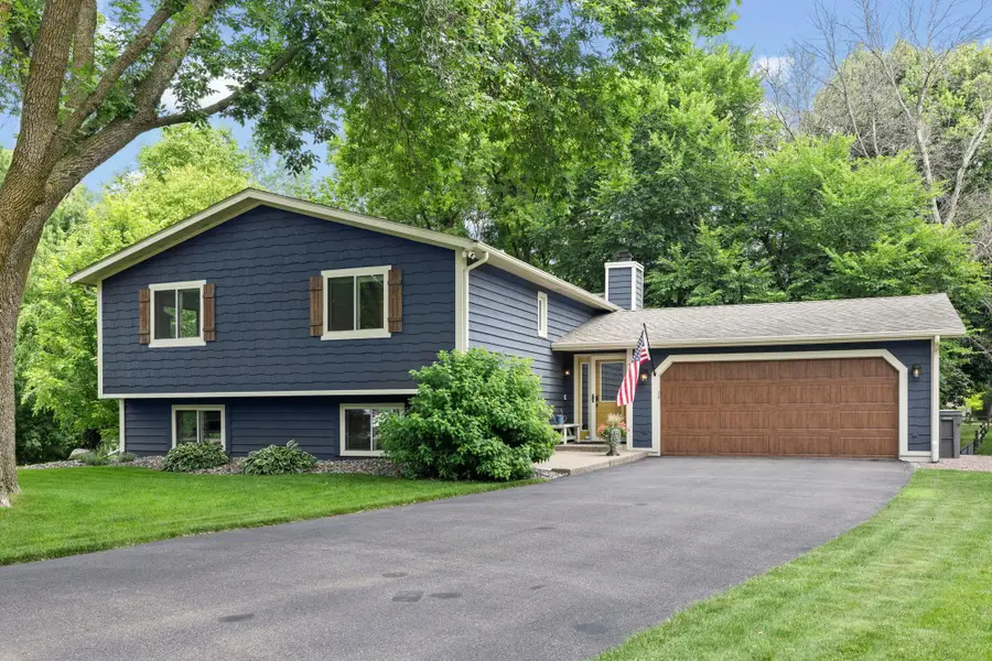 7023 Park View Lane, Eden Prairie, MN 55346 - #2