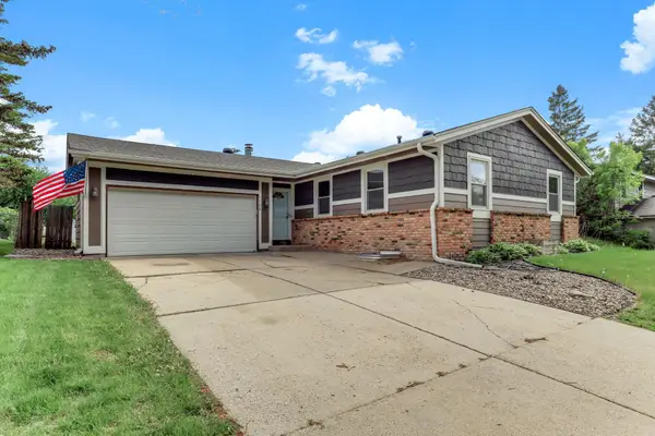 5120 148th Path W, Apple Valley, MN 55124