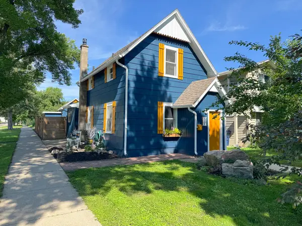624 S Oak Street, Fergus Falls, MN 56537