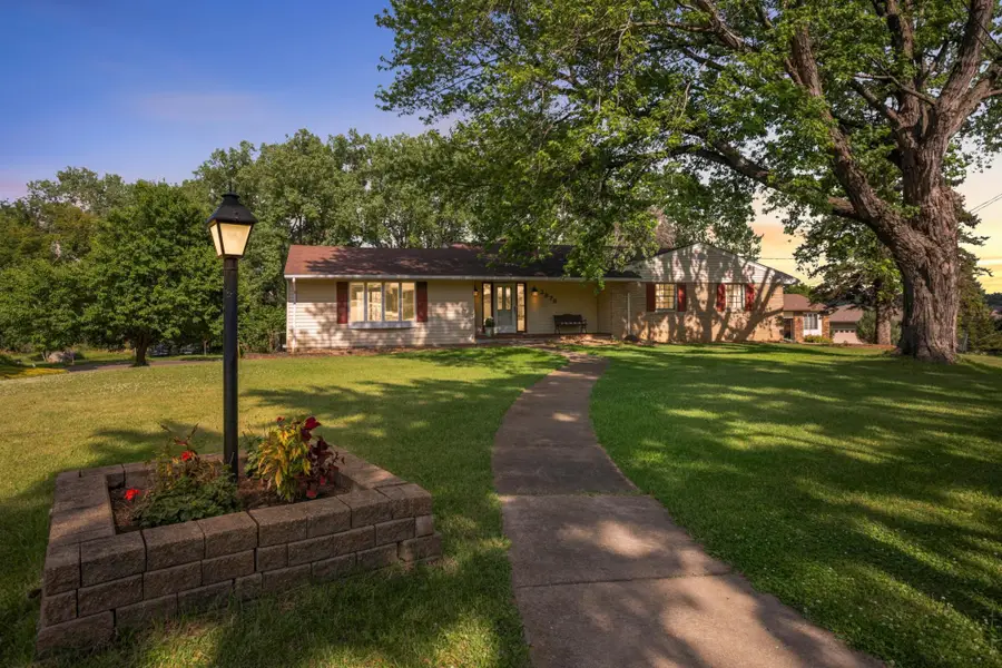 2878 Meadowlark Lane, Maplewood, MN 55109 - #3
