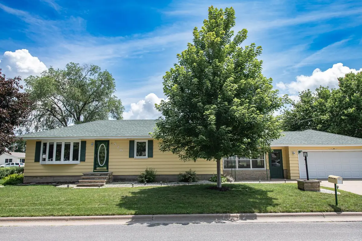520 39th Avenue, Goodview, MN 55987 - #1