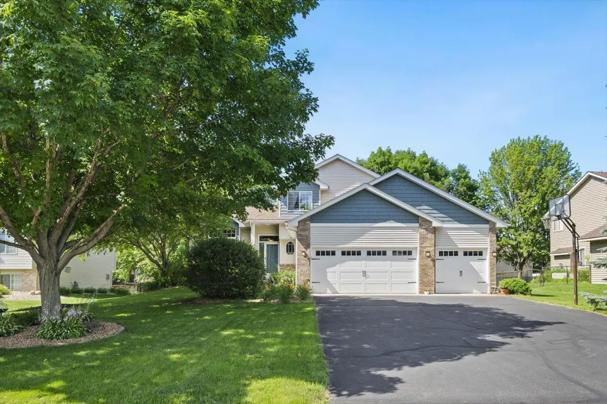 2813 88th Avenue Ne, Blaine, MN 55449 - #1