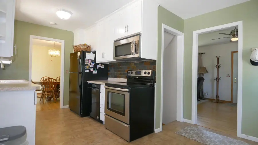 10717 Nord Avenue S, Bloomington, MN 55437 - #2