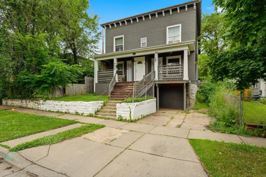 733 Bradley Street, Saint Paul, MN 55130 - #3