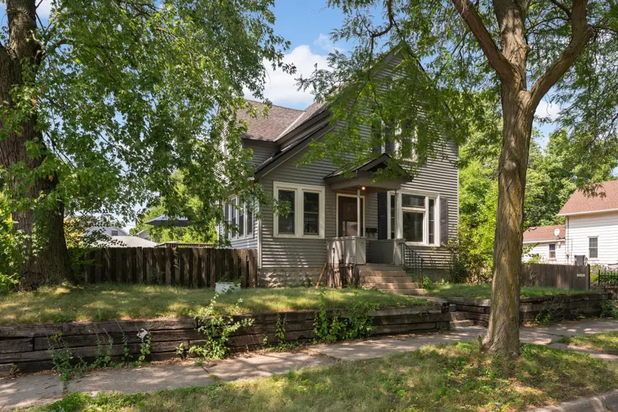 323 Erie Street, Saint Paul, MN 55102 - #2