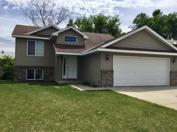 2630 42nd Avenue S, Saint Cloud, MN 56301