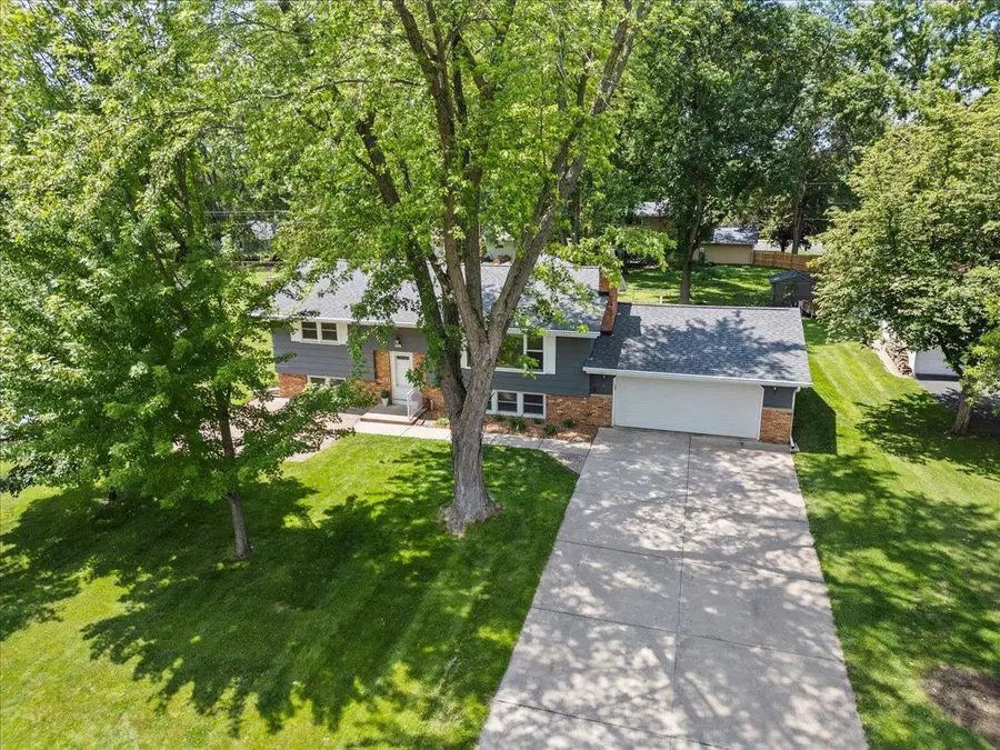 9131 Annapolis Lane N, Maple Grove, MN 55369 - #2