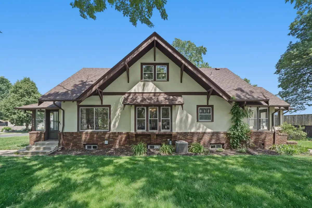 4100 Vera Cruz Avenue N, Robbinsdale, MN 55422 - #1