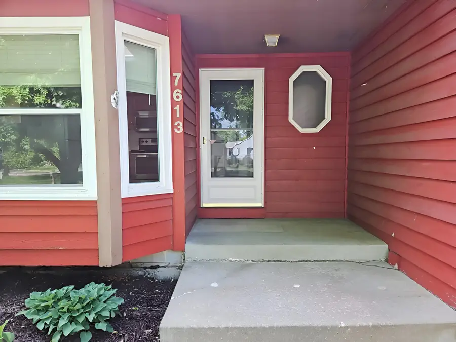 7613 Fairfield Road, Brooklyn Park, MN 55444 - #3