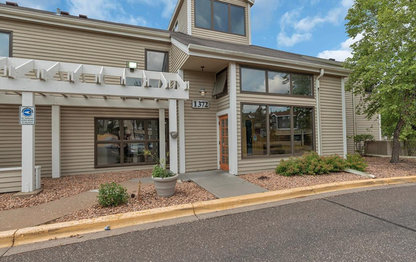 1372 Carling Drive #306, Saint Paul, MN 55108