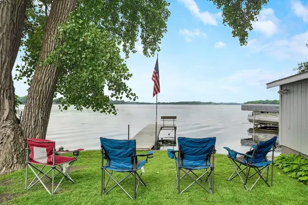 945 Reed Street N, Waterville, MN 56096