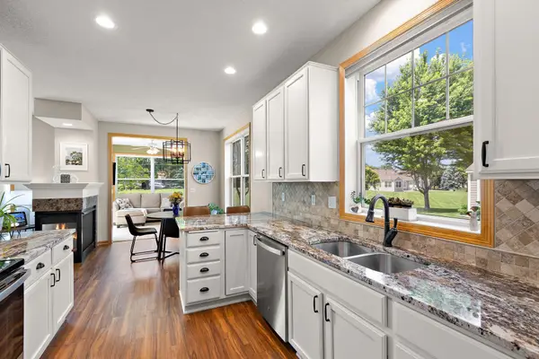 8370 Crabapple Court, Victoria, MN 55386