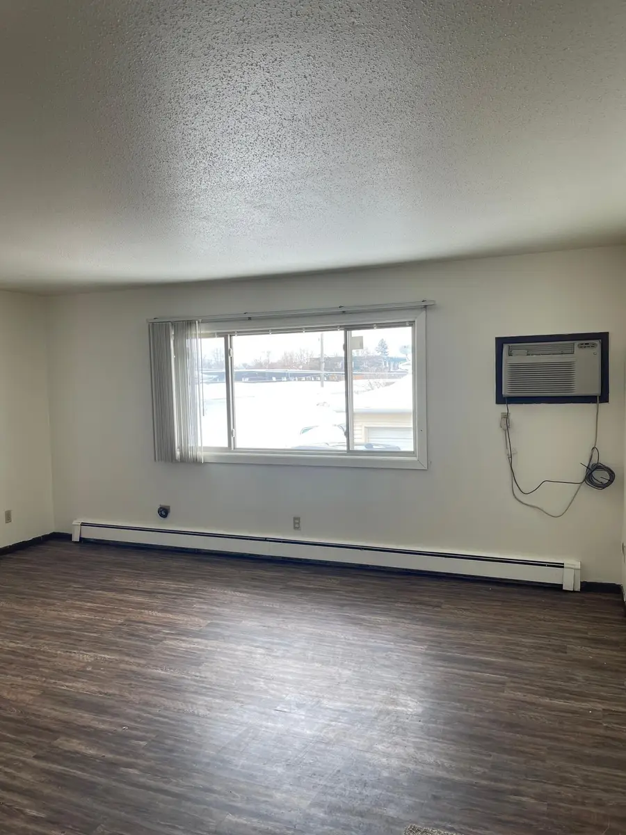 624 6th Street E, West Fargo, ND 58078 - #2