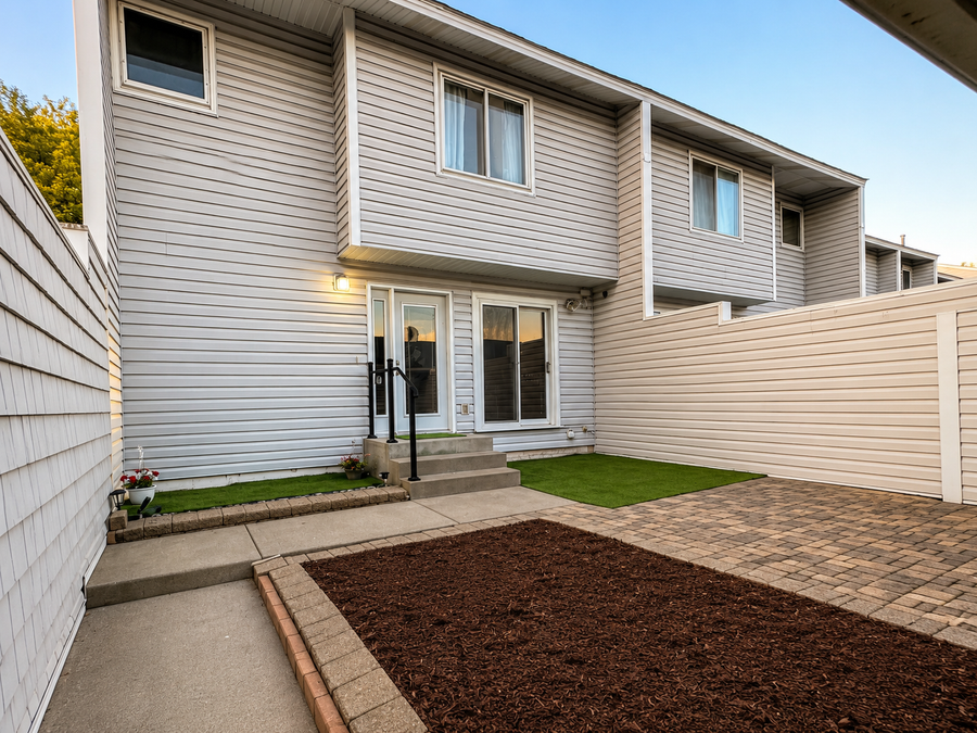 2192 Tower Court, Woodbury, MN 55125 - #2