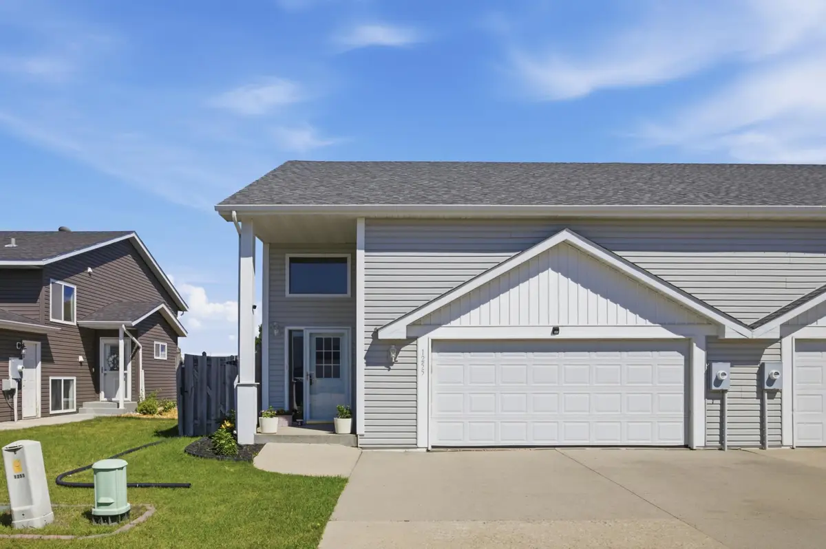 1255 4th Street Nw, West Fargo, ND 58078 - #1