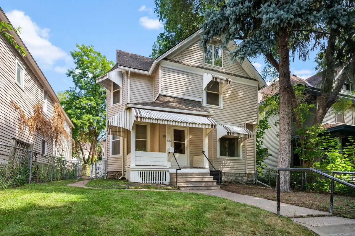 835 3rd Street E, Saint Paul, MN 55106 - #1