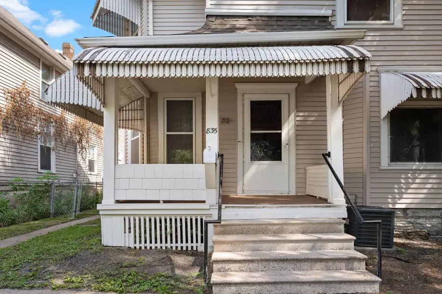 835 3rd Street E, Saint Paul, MN 55106 - #2