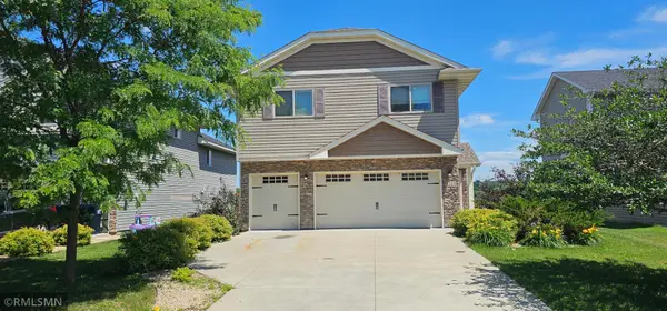 9318 Golden Pond Lane N, Monticello, MN 55362