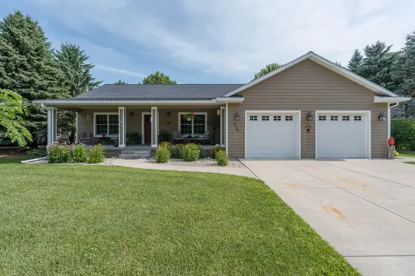 809 Spruce Place, Saint Peter, MN 56082