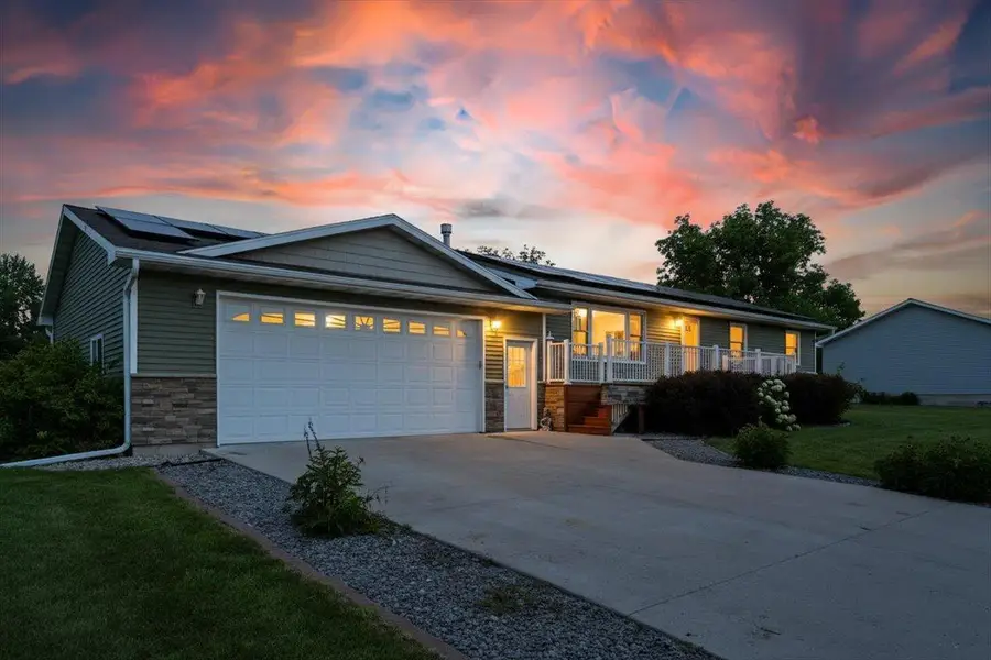 219 5th Street Se, Madelia, MN 56062 - #2