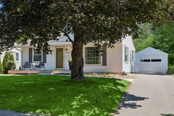 2941 Quebec Avenue S, Saint Louis Park, MN 55426