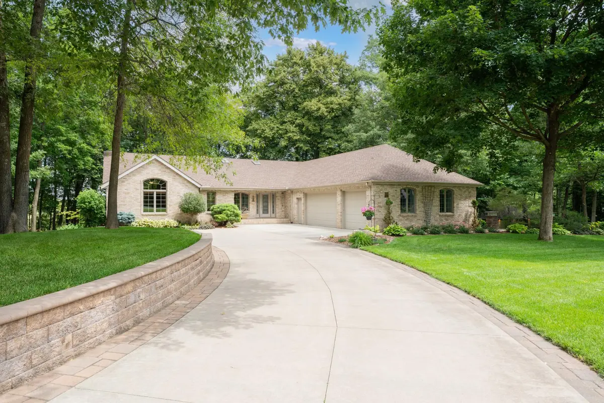 1635 Chippewa Drive Nw, Rochester, MN 55901 - #1