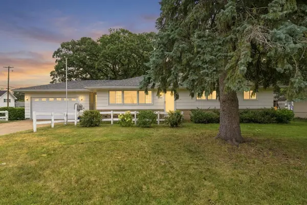 4855 7th Street Ne, Columbia Heights, MN 55421