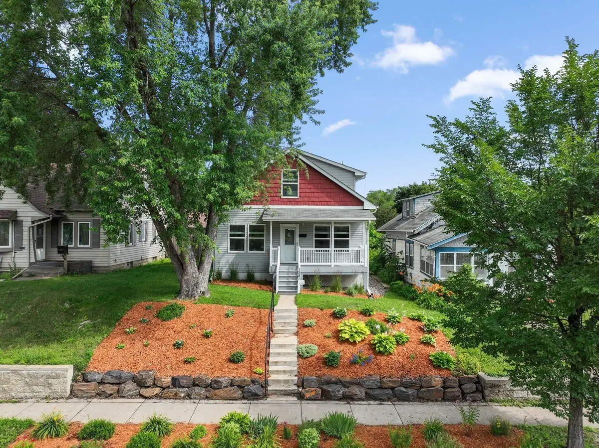 1281 3rd Street E, Saint Paul, MN 55106 - #1