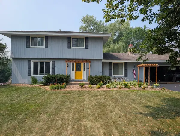 2755 Olive Lane N, Plymouth, MN 55447
