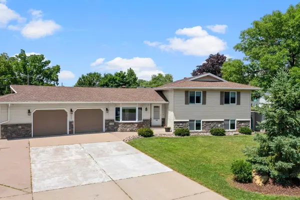 16255 Gannon Avenue W, Rosemount, MN 55068
