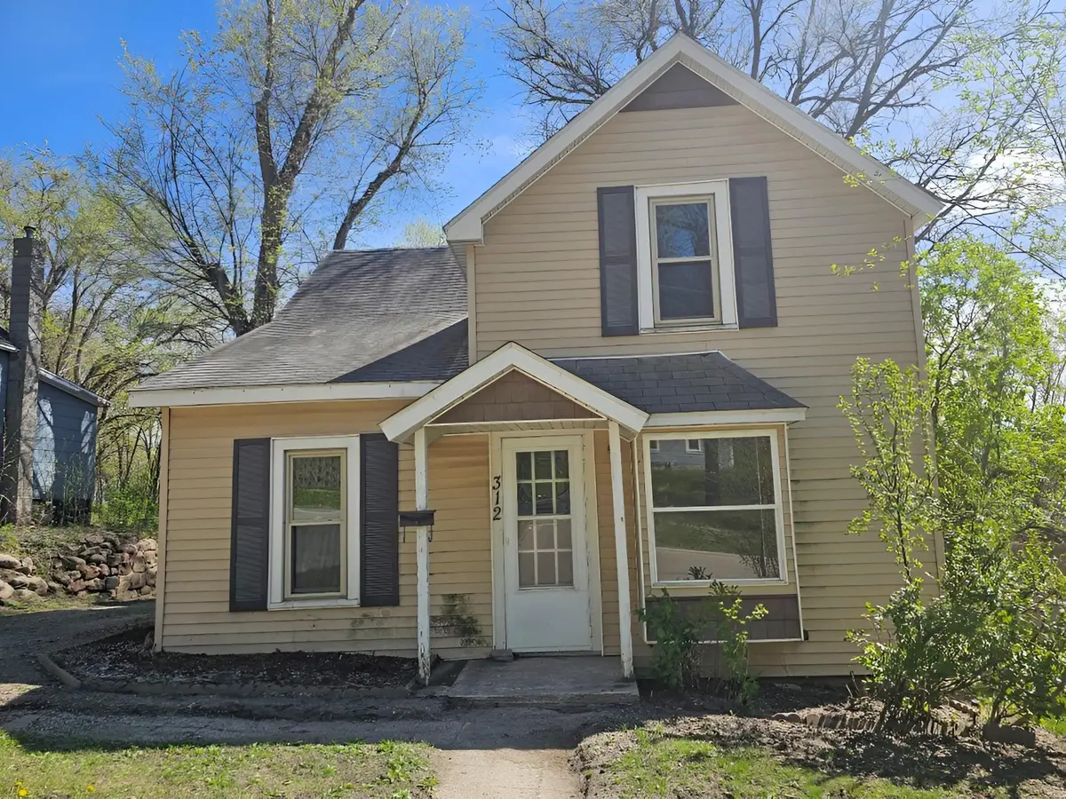 312 Merriam Avenue, Montevideo, MN 56265 - #1